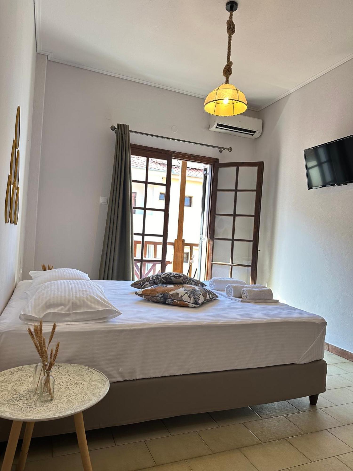 Amelia Apartment